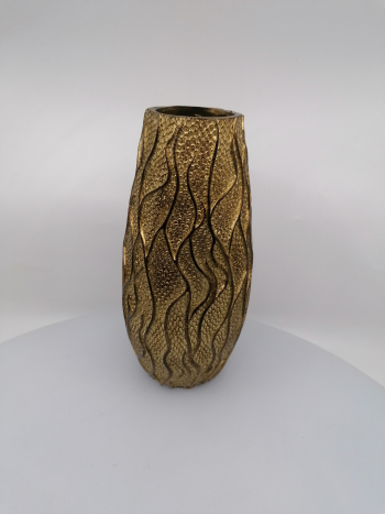 Dekoračná zlatá váza  s jemným vzorom